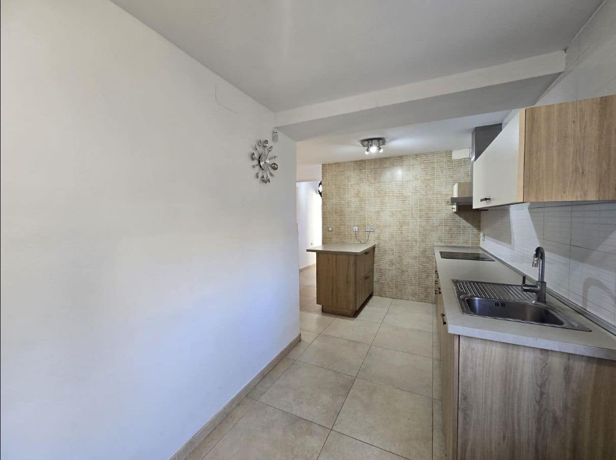 2 bedroom Villa for sale in El Campello with garage - € 570,000 (Ref: 9454664)