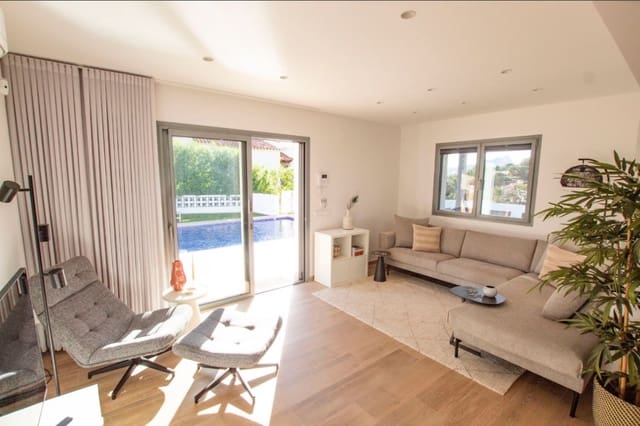 3 soveværelse Villa til salg i Benissa med garage - € 799.000 (Ref: 9454666)