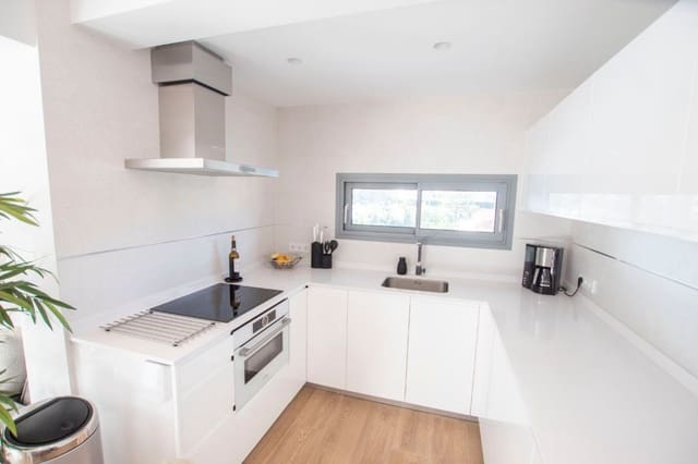 3 soveværelse Villa til salg i Benissa med garage - € 799.000 (Ref: 9454666)