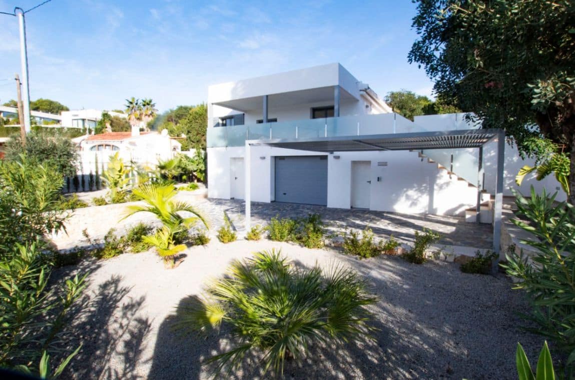 3 soveværelse Villa til salg i Benissa med garage - € 799.000 (Ref: 9454666)