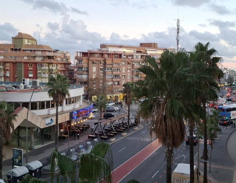 3 quarto Apartamento para venda em Benidorm com piscina - 225 000 € (Ref: 9454667)