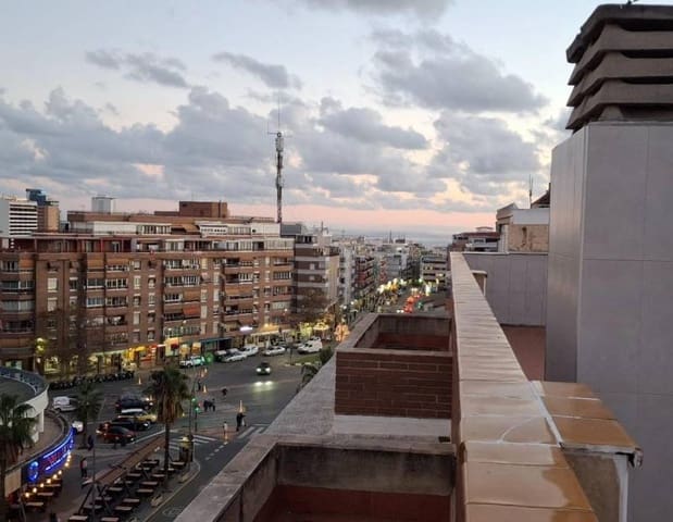 3 quarto Apartamento para venda em Levante, Benidorm com piscina - 225 000 € (Ref: 9454667)