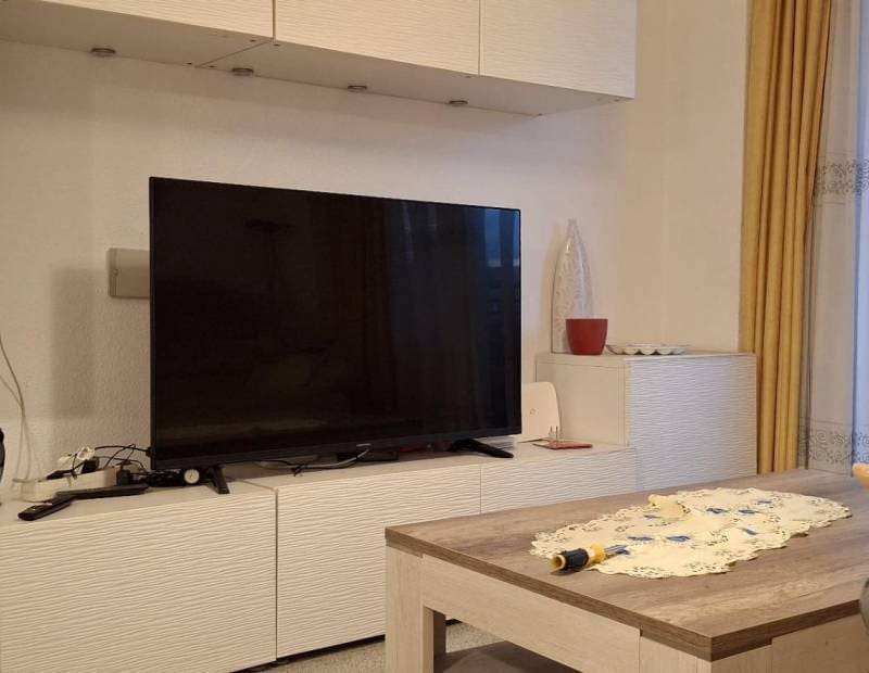 3 quarto Apartamento para venda em Benidorm com piscina - 225 000 € (Ref: 9454667)