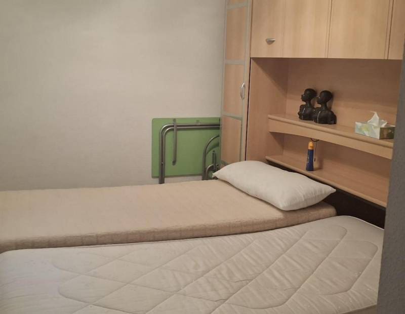 3 quarto Apartamento para venda em Benidorm com piscina - 225 000 € (Ref: 9454667)