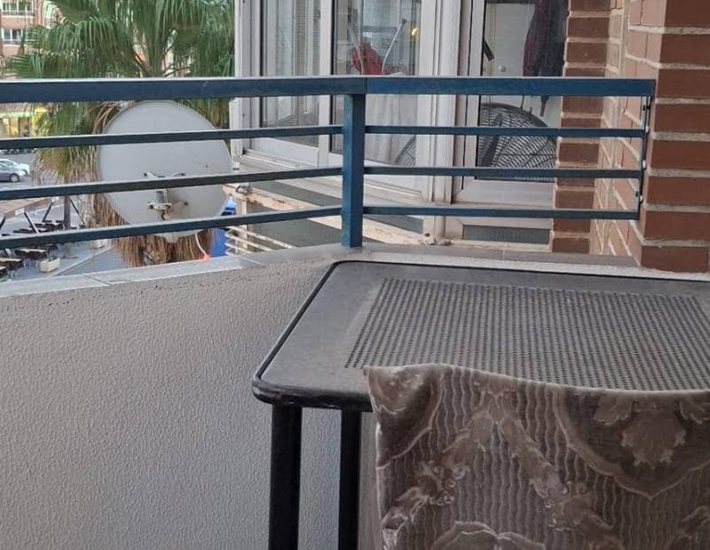 3 quarto Apartamento para venda em Benidorm com piscina - 225 000 € (Ref: 9454667)