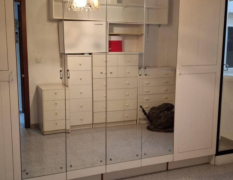 3 quarto Apartamento para venda em Benidorm com piscina - 225 000 € (Ref: 9454667)