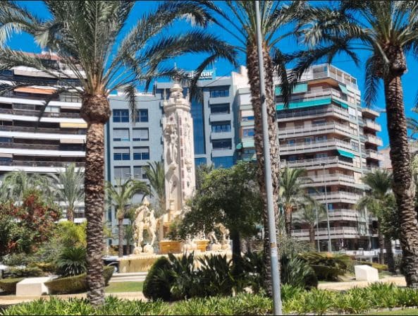 4 bedroom Apartment for sale in Alicante / Alacant city - € 480,000 (Ref: 9454668)