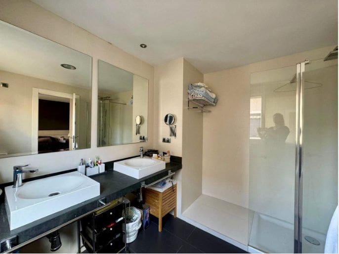 5 bedroom Apartment for sale in Alicante / Alacant city with garage - € 650,000 (Ref: 9454669)