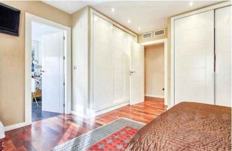 5 bedroom Apartment for sale in Alicante / Alacant city with garage - € 650,000 (Ref: 9454669)