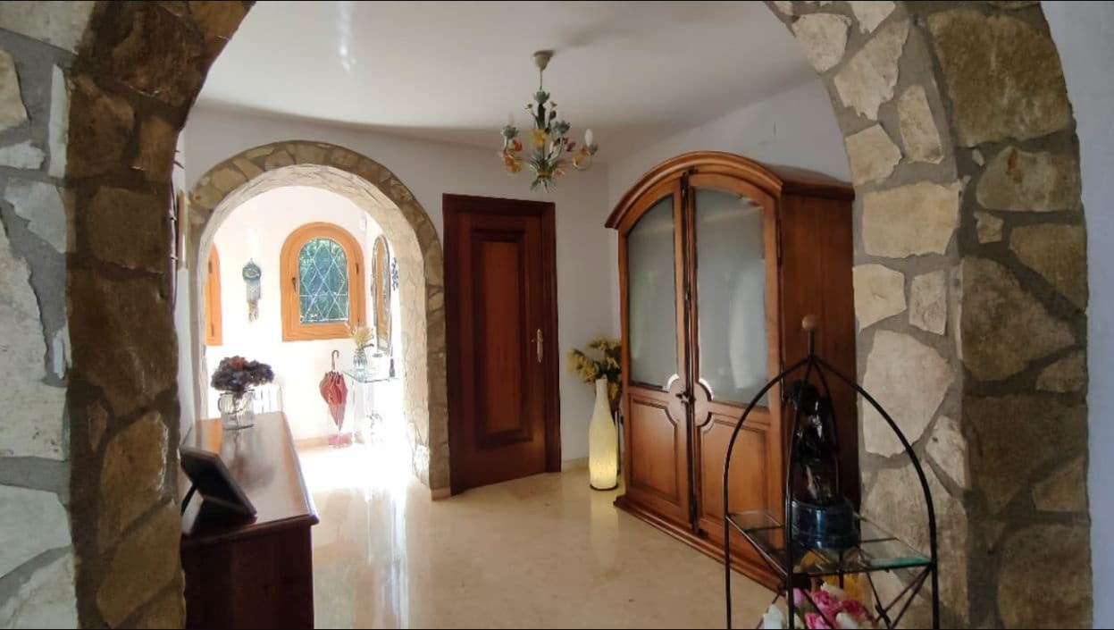 3 sypialnia Willa na sprzedaż w La Nucia z basenem garażem - 520 000 € (Ref: 9454670)