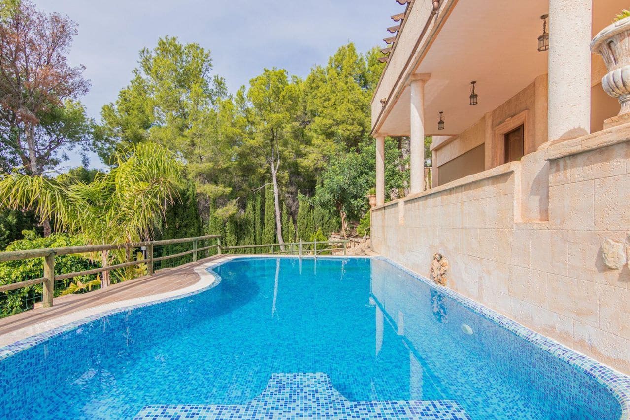 4 bedroom Villa for sale in Altea with pool garage - € 640,000 (Ref: 9454672)