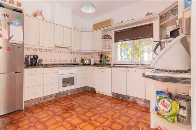 4 chambre Villa/Maison à vendre à Albir, Alfaz del Pi / L'Alfàs del Pi avec piscine garage - 675 000 € (Ref: 9454673)