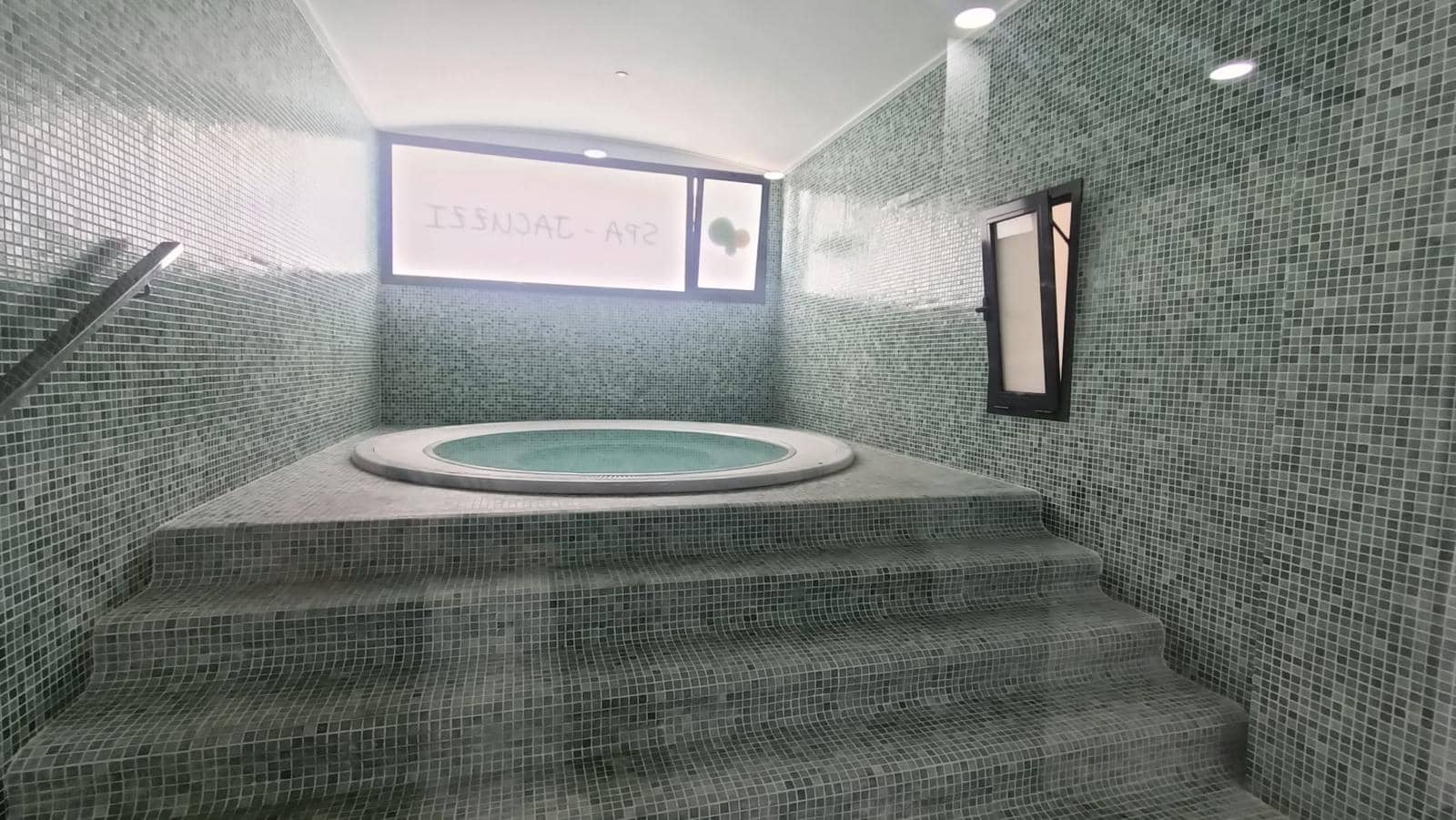 2 bedroom Apartment for sale in Finestrat with pool garage - € 379,000 (Ref: 9454676)