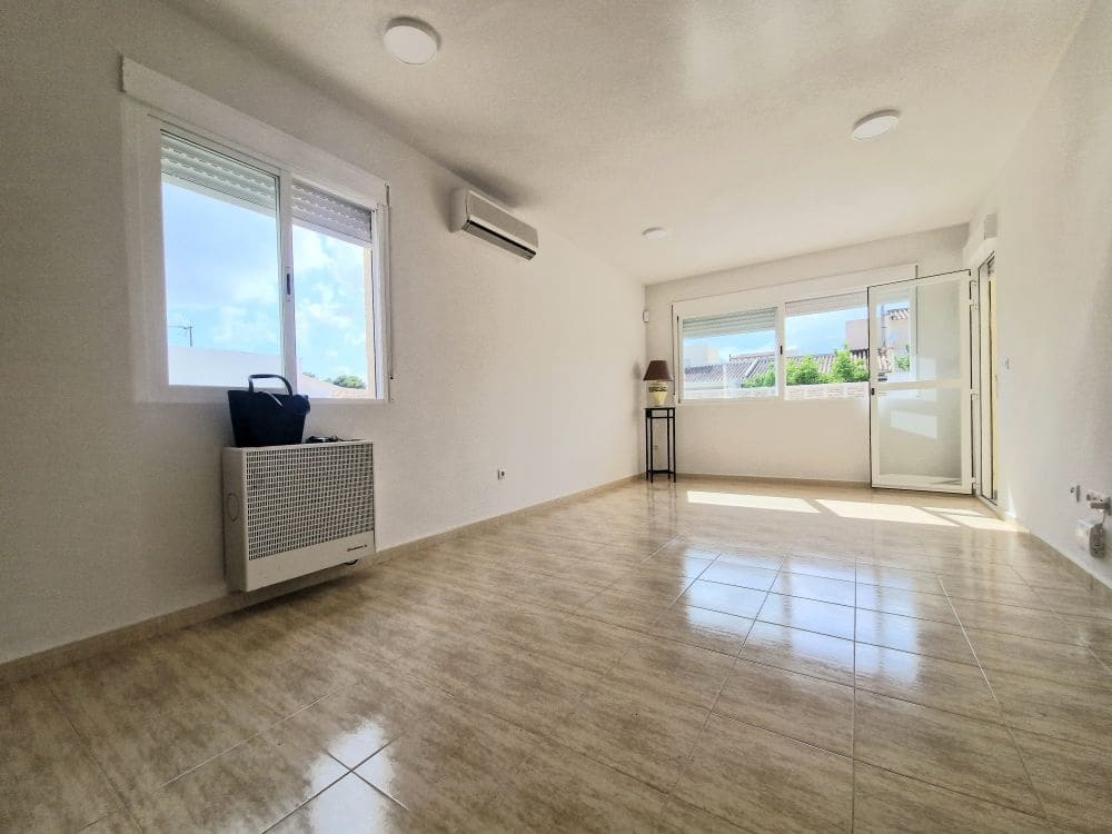 3 sypialnia Willa na sprzedaż w La Nucia z basenem garażem - 330 000 € (Ref: 9454678)