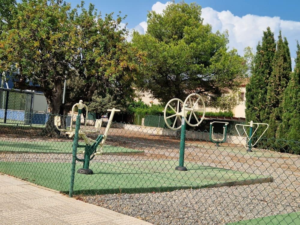 3 sypialnia Willa na sprzedaż w La Nucia z basenem garażem - 330 000 € (Ref: 9454678)