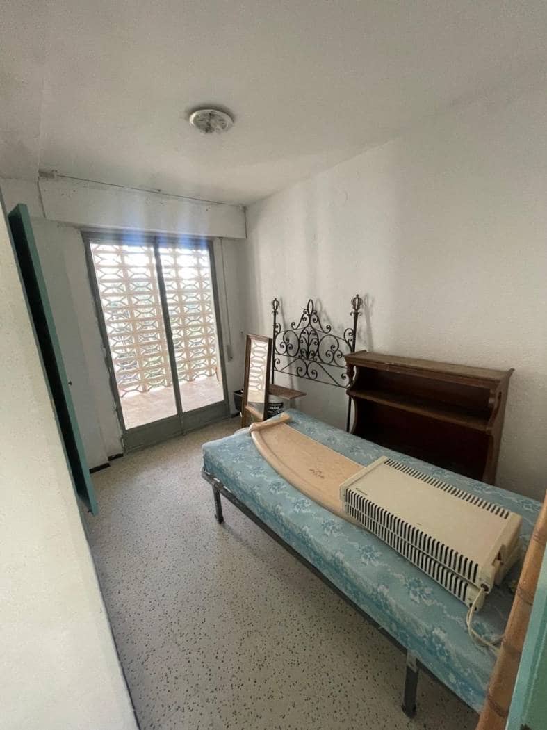 3 bedroom Apartment for sale in Benidorm with garage - € 360,000 (Ref: 9454679)