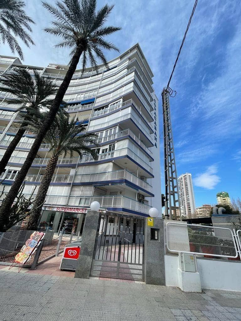 3 bedroom Apartment for sale in Benidorm with garage - € 360,000 (Ref: 9454679)