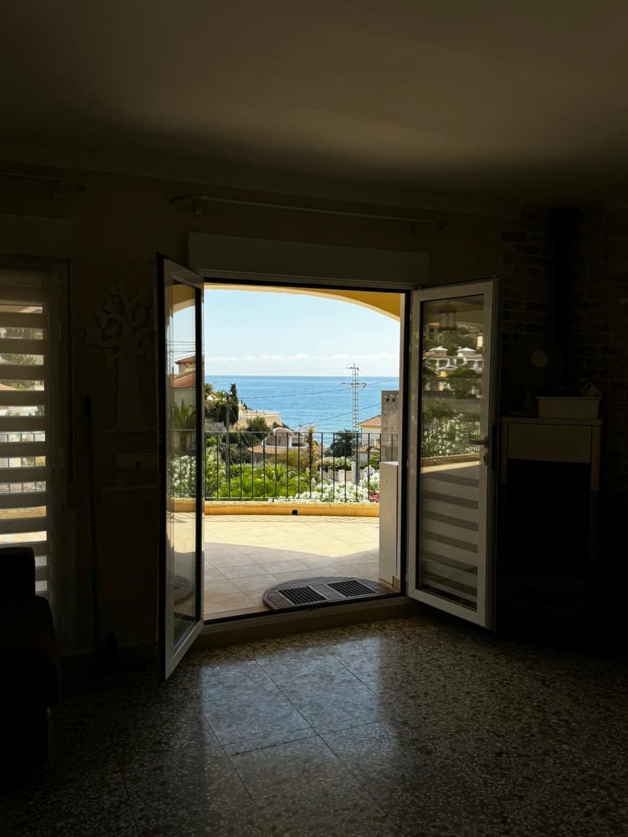 7 bedroom Villa for sale in Calpe / Calp with pool garage - € 687,000 (Ref: 9454682)