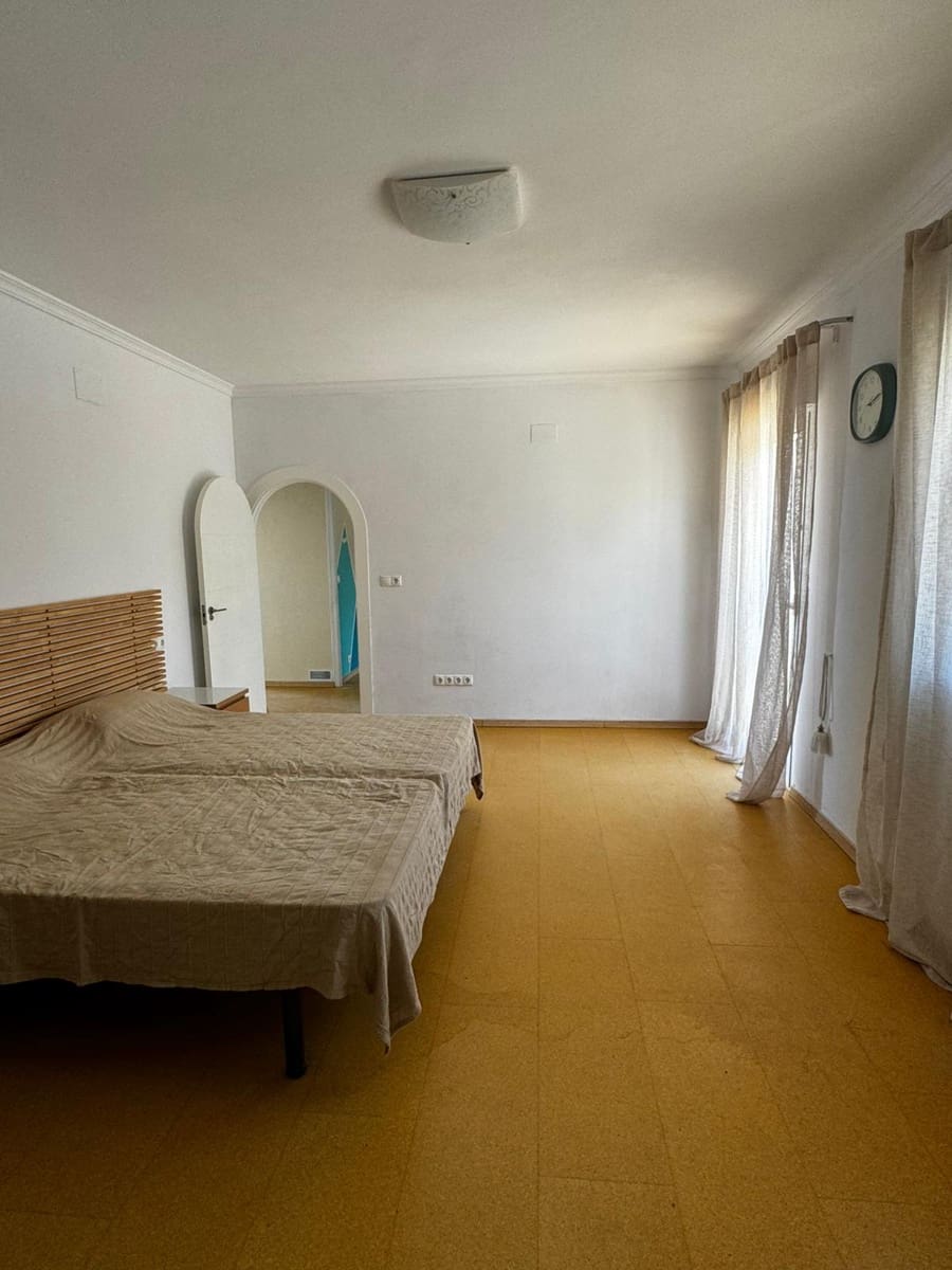 7 bedroom Villa for sale in Calpe / Calp with pool garage - € 687,000 (Ref: 9454682)