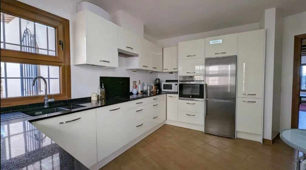 3 soverom Villa til salgs i Javea / Xabia med svømmebasseng garasje - € 545 000 (Ref: 9454685)