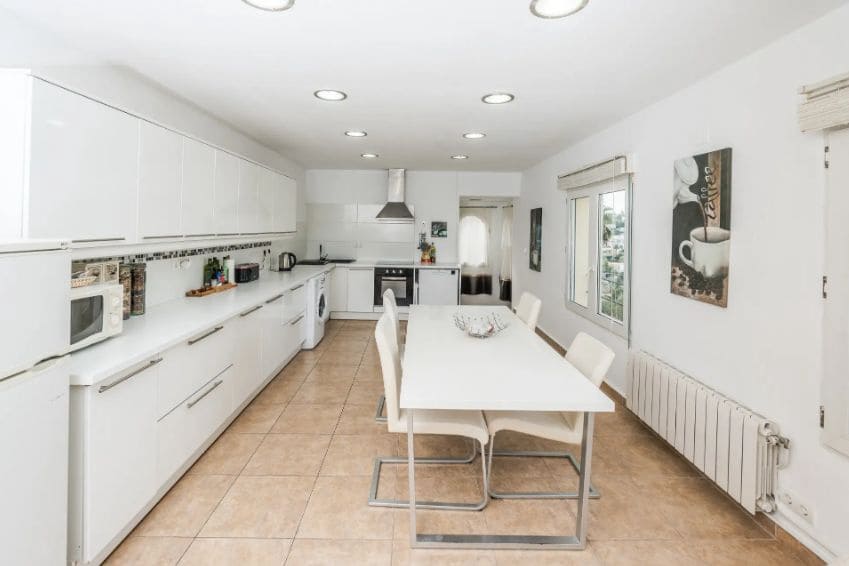 7 soveværelse Villa til salg i Benissa med swimmingpool garage - € 695.000 (Ref: 9454686)