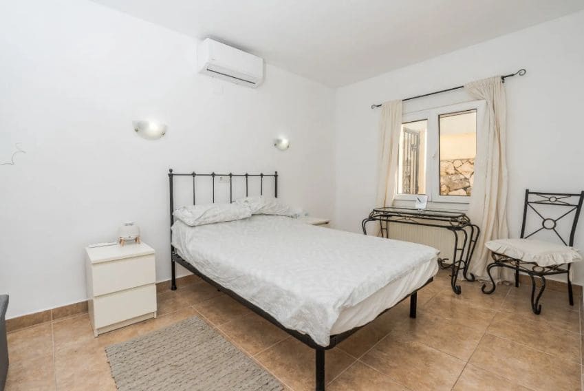 7 soveværelse Villa til salg i Benissa med swimmingpool garage - € 695.000 (Ref: 9454686)