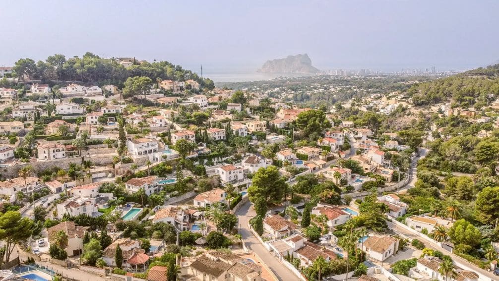 7 soveværelse Villa til salg i Benissa med swimmingpool garage - € 695.000 (Ref: 9454686)