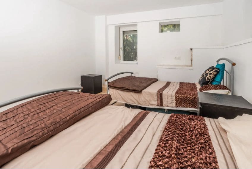 7 soveværelse Villa til salg i Benissa med swimmingpool garage - € 695.000 (Ref: 9454686)