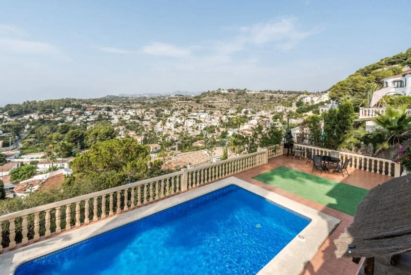 7 soveværelse Villa til salg i Benissa med swimmingpool garage - € 695.000 (Ref: 9454686)