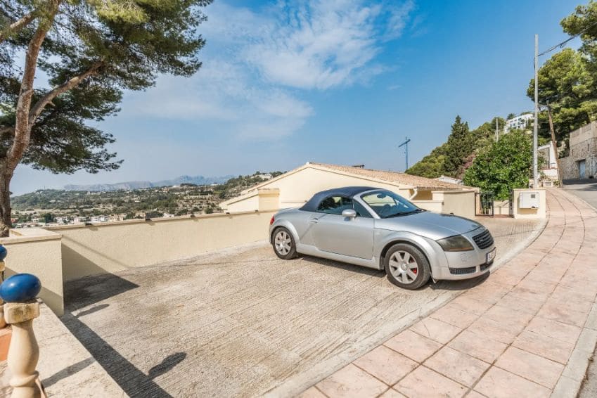 7 soveværelse Villa til salg i Benissa med swimmingpool garage - € 695.000 (Ref: 9454686)