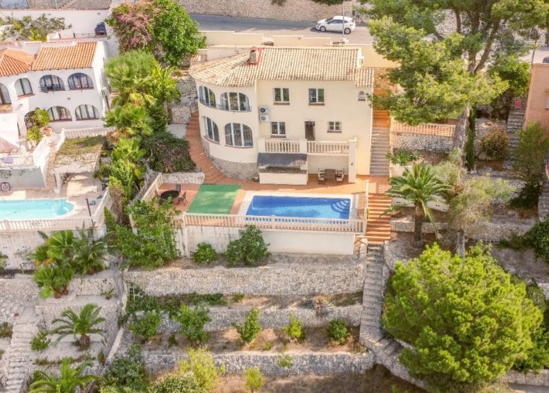 7 soveværelse Villa til salg i Benissa med swimmingpool garage - € 695.000 (Ref: 9454686)