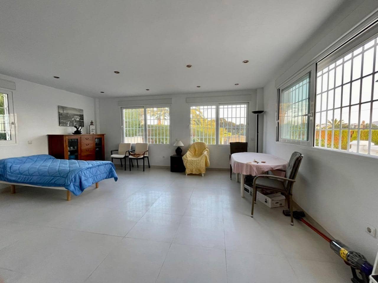 3 bedroom Villa for sale in Benidorm with pool garage - € 445,000 (Ref: 9454692)