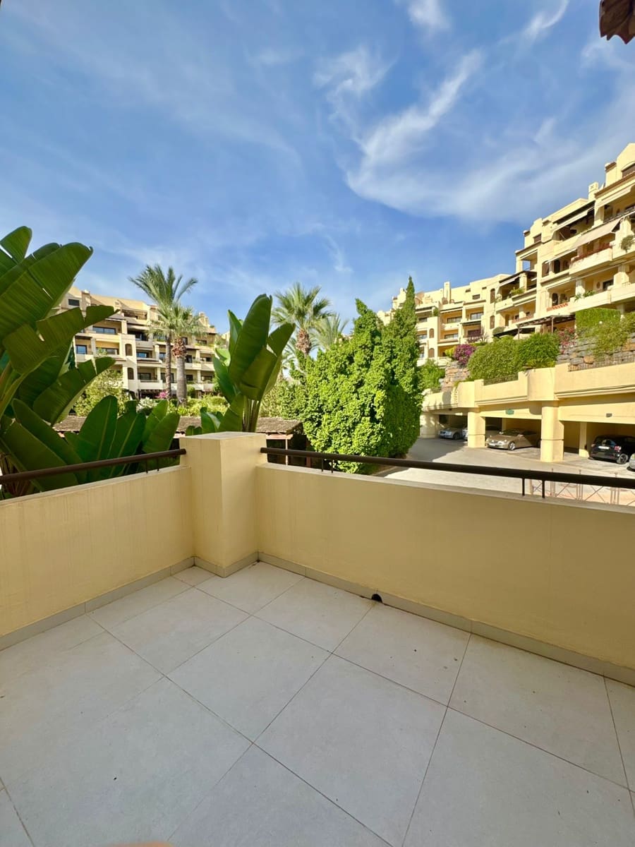 4 bedroom Bungalow for sale in Altea with pool garage - € 1,500,000 (Ref: 9454693)