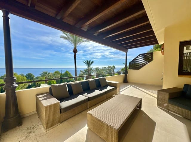 4 bedroom Bungalow for sale in Altea with pool garage - € 1,500,000 (Ref: 9454693)