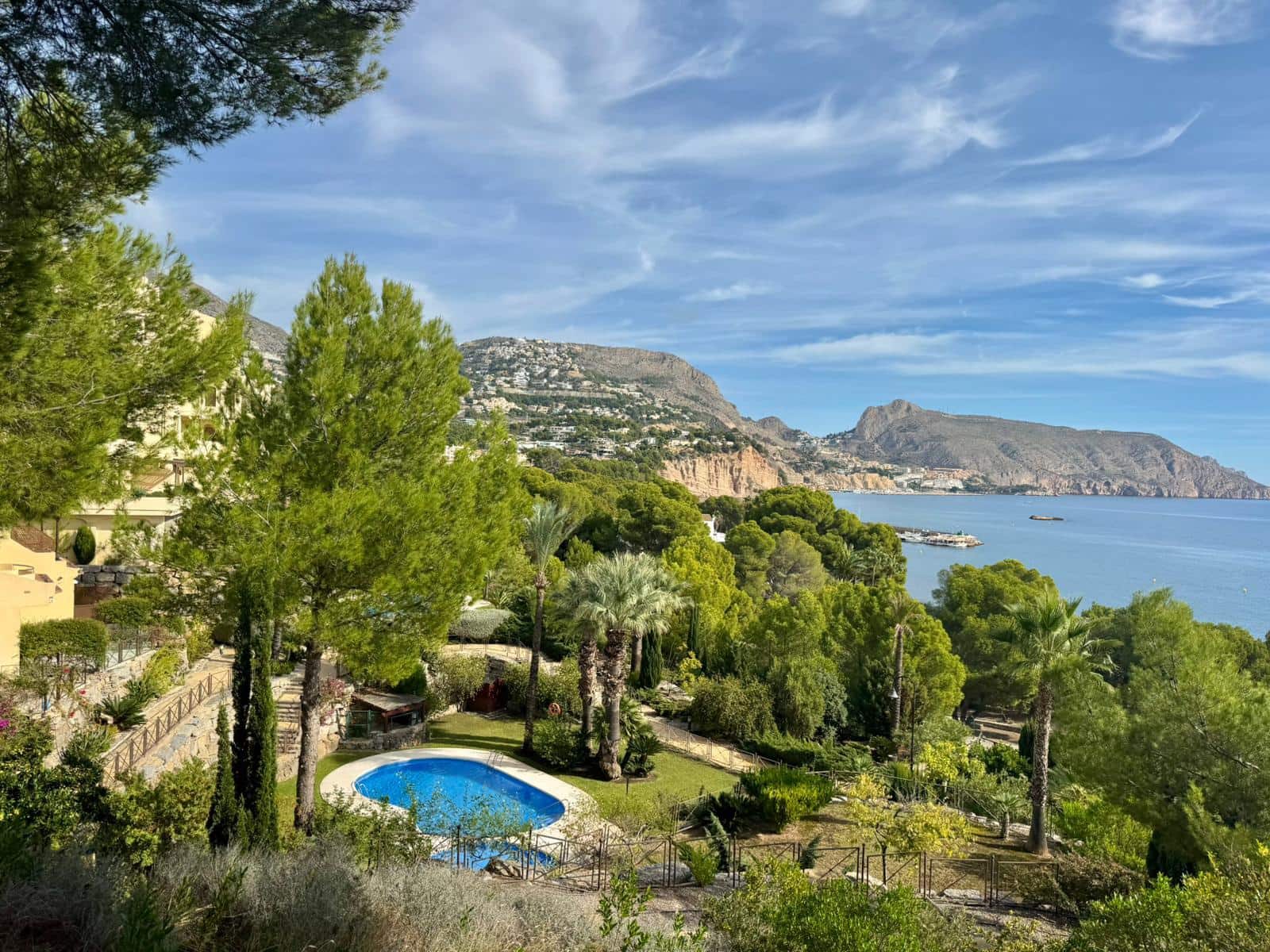 4 bedroom Bungalow for sale in Altea with pool garage - € 1,500,000 (Ref: 9454693)
