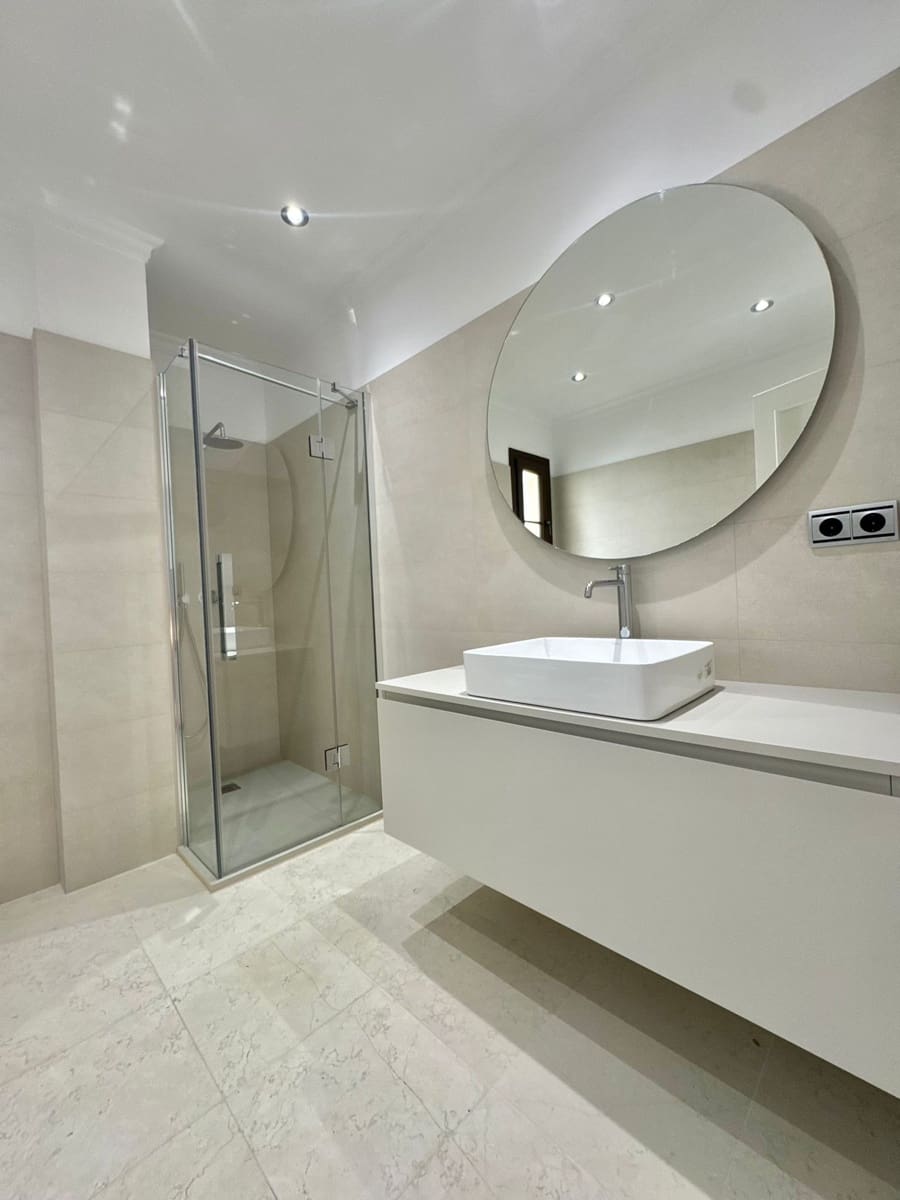 4 bedroom Bungalow for sale in Altea with pool garage - € 1,500,000 (Ref: 9454693)