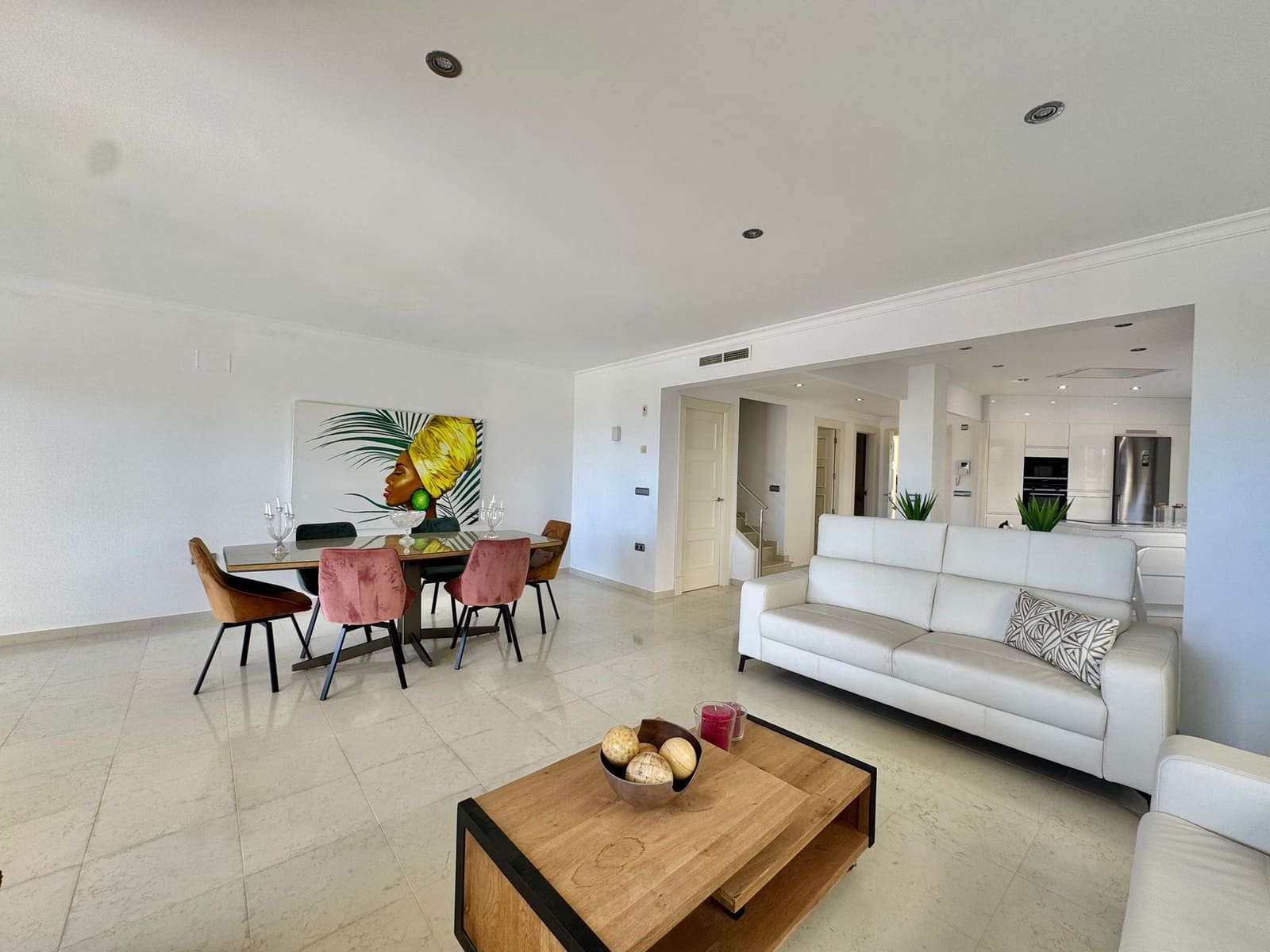 4 bedroom Bungalow for sale in Altea with pool garage - € 1,500,000 (Ref: 9454693)