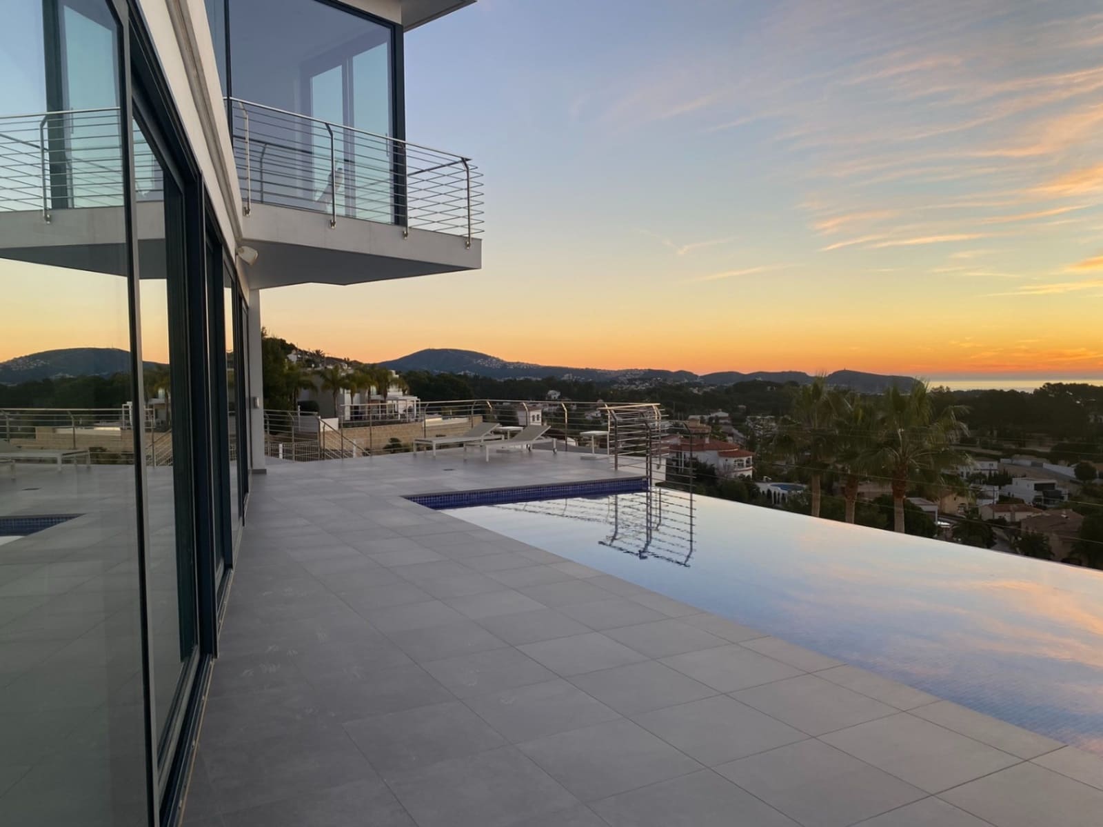 4 soverom Villa til salgs i Benissa med svømmebasseng garasje - € 2 450 000 (Ref: 9457877)