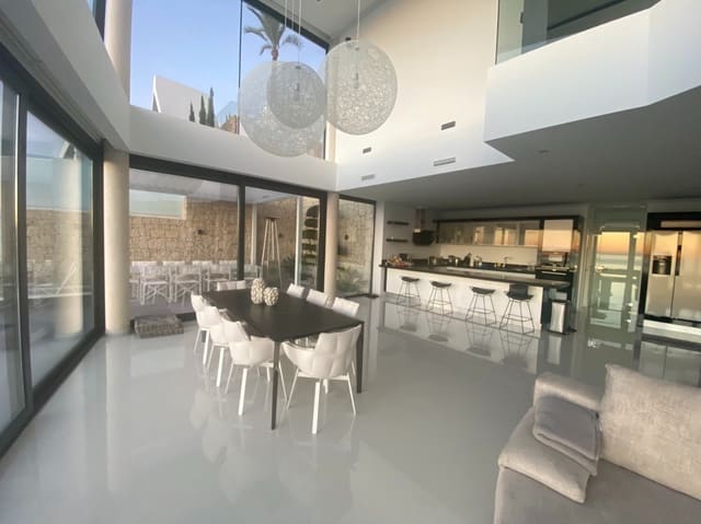 4 soverom Villa til salgs i Benissa med svømmebasseng garasje - € 2 450 000 (Ref: 9457877)