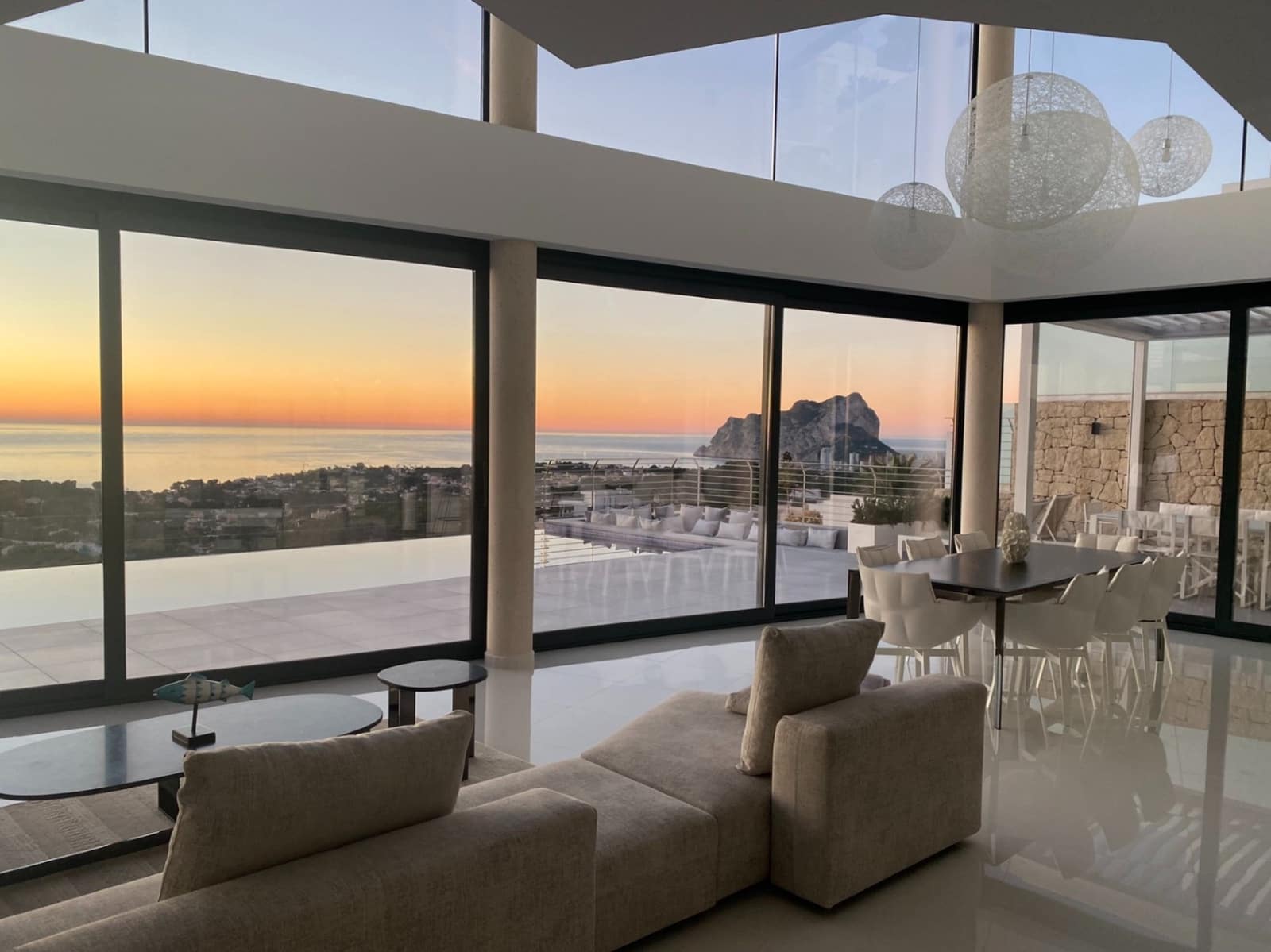 4 soverom Villa til salgs i Benissa med svømmebasseng garasje - € 2 450 000 (Ref: 9457877)