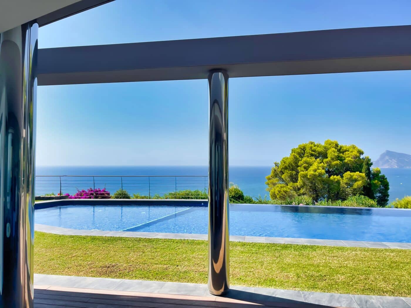 6 bedroom Villa for sale in Altea with pool - € 6,300,000 (Ref: 9457878)