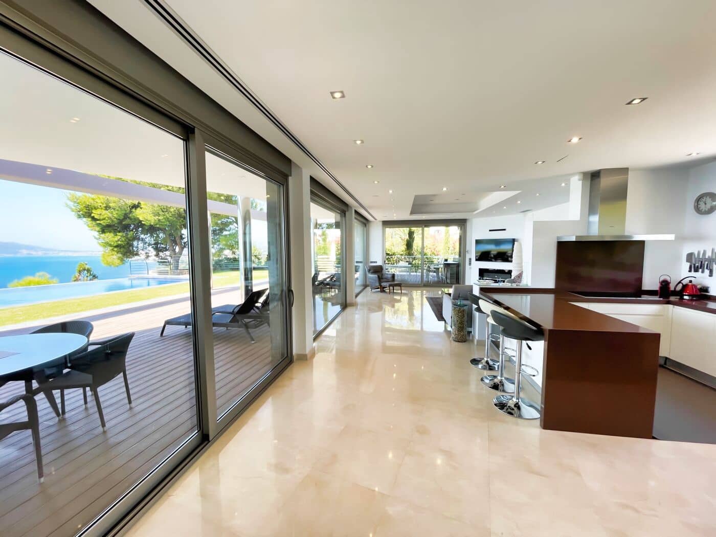 6 bedroom Villa for sale in Altea with pool - € 6,300,000 (Ref: 9457878)