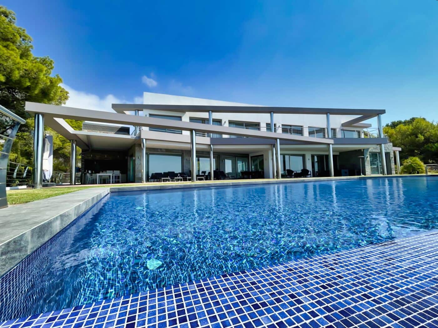 6 bedroom Villa for sale in Altea with pool - € 6,300,000 (Ref: 9457878)