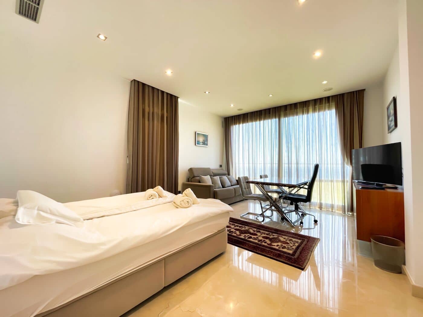 6 bedroom Villa for sale in Altea with pool - € 6,300,000 (Ref: 9457878)