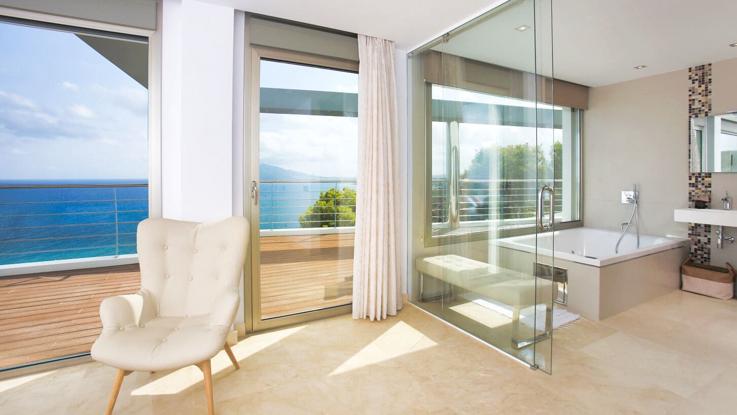 6 bedroom Villa for sale in Altea with pool - € 6,300,000 (Ref: 9457878)