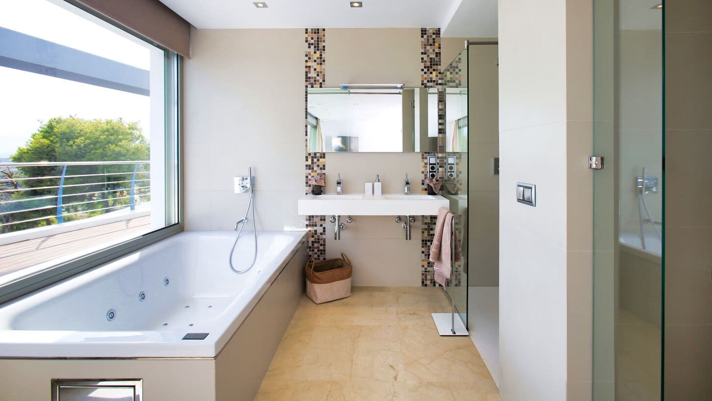 6 bedroom Villa for sale in Altea with pool - € 6,300,000 (Ref: 9457878)