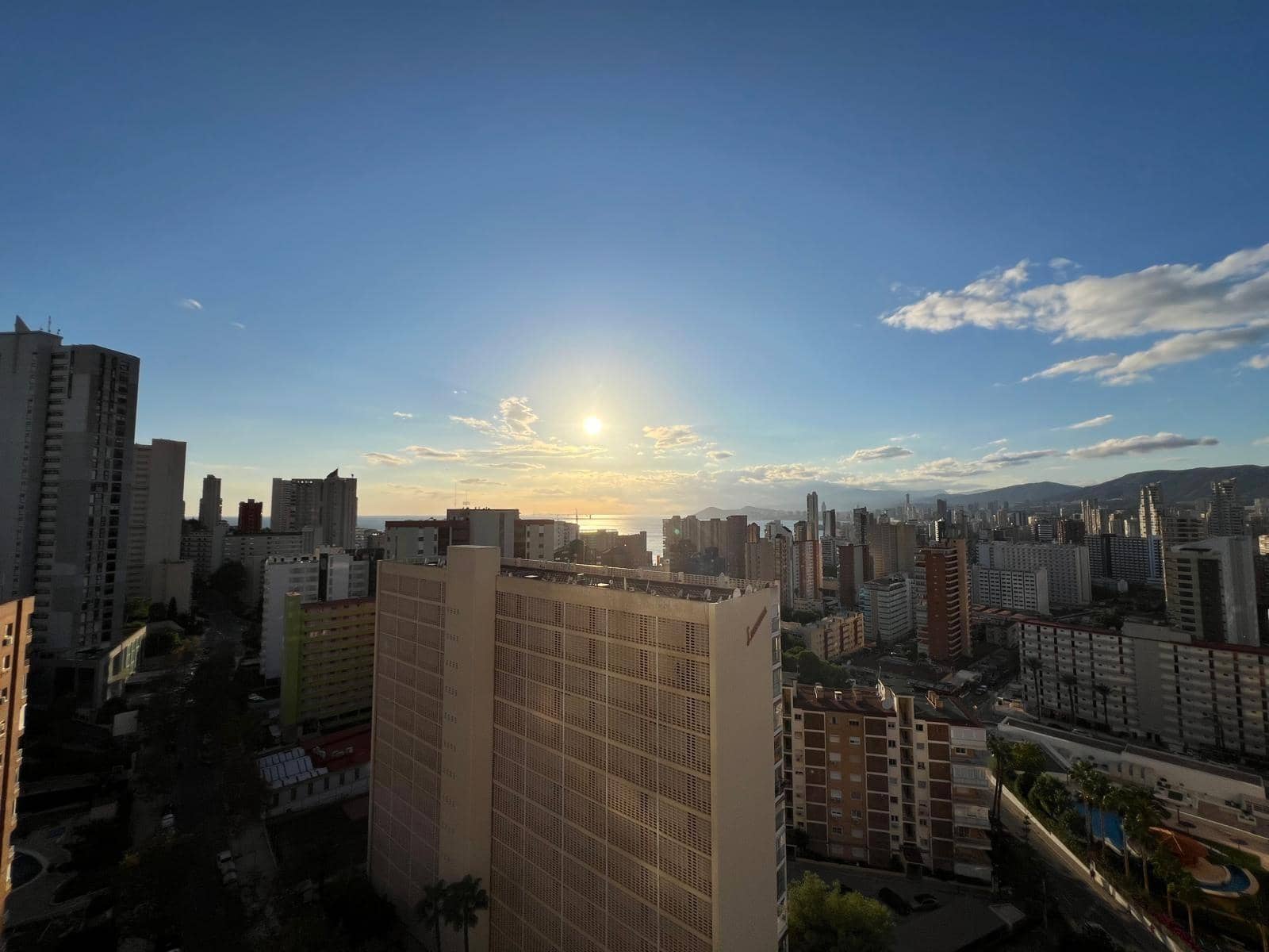 1 soverom Leilighet til salgs i Benidorm med svømmebasseng garasje - € 230 000 (Ref: 9457895)