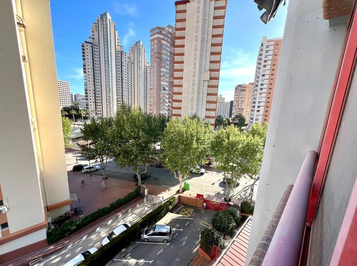 1 bedroom Apartment for sale in Benidorm with pool garage - € 175,000 (Ref: 9457909)