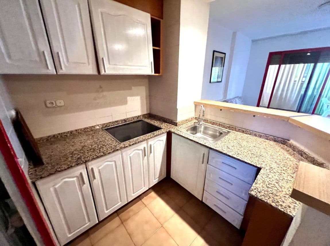 1 bedroom Apartment for sale in Benidorm with pool garage - € 175,000 (Ref: 9457909)