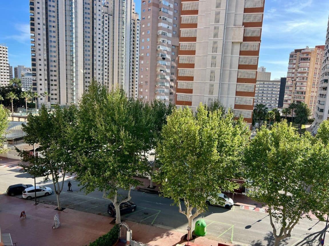 1 bedroom Apartment for sale in Benidorm with pool garage - € 175,000 (Ref: 9457909)